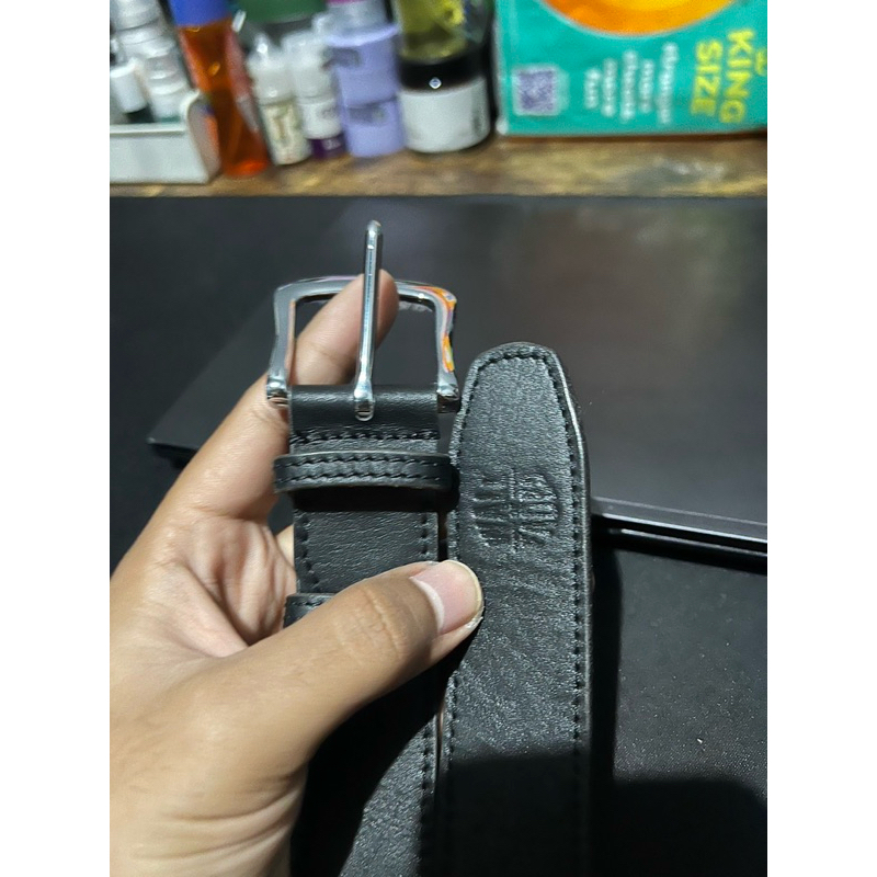 Sabuk Revolt Industry x Wall of Fades