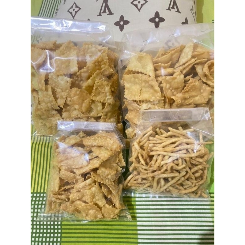 

Keripik Bawang / Stik Bawang