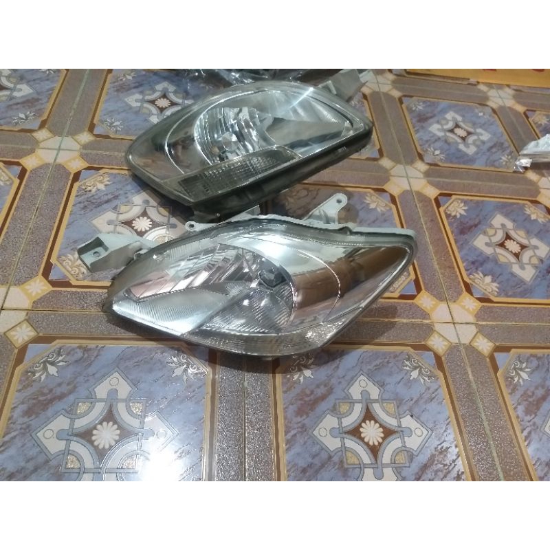 Headlam Lampu depan Toyota Vios gen 2 HID 2010 2012