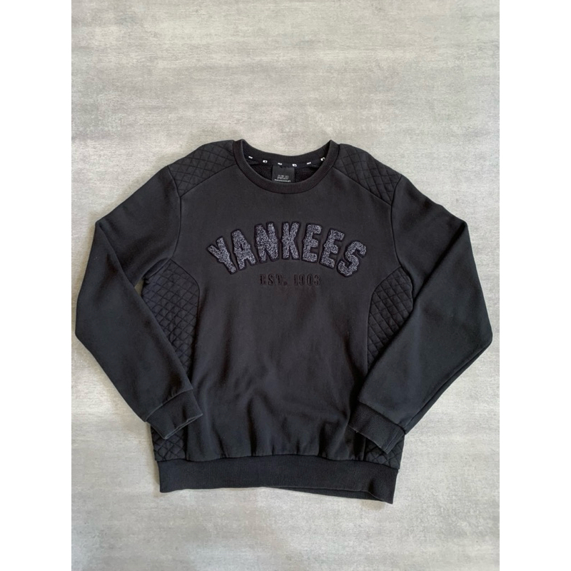 crewneck yankees hitam