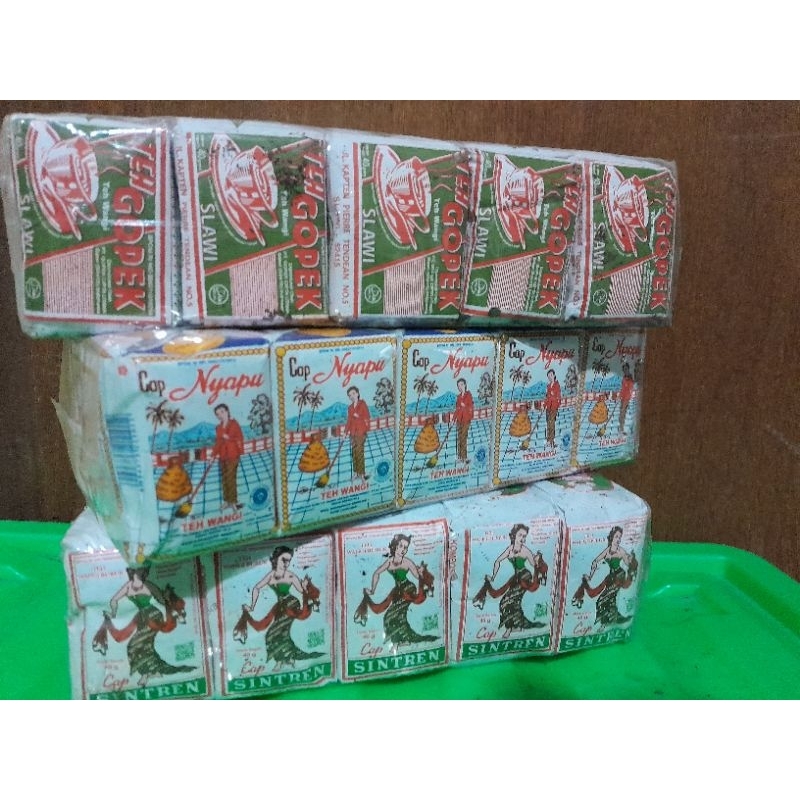 

PAKET HEMAT SINTREN NYAPU GOPEK KEMASAN SLOP ISI 3*10*40GR