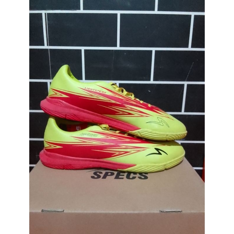 SEPATU FUTSAL SPECS LS 3 IN META