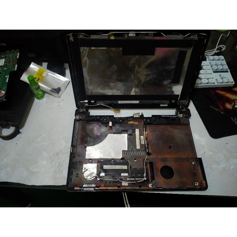 kesing asli laptop asus x450c mulusss lengkap bonus banyak