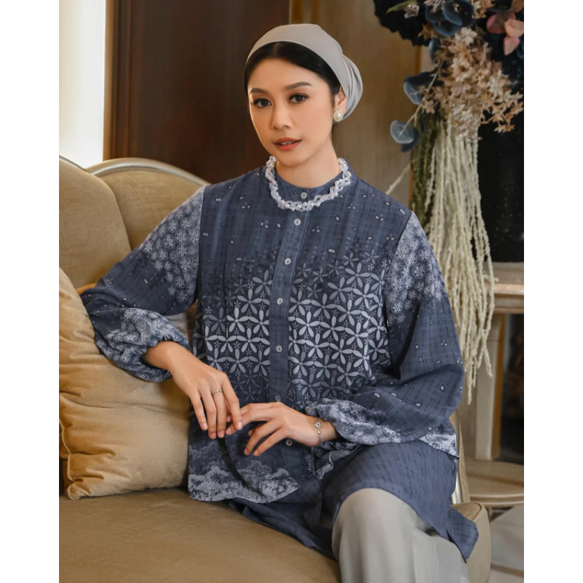 Windriya Tunic Deep Blue size M by Geulis READY