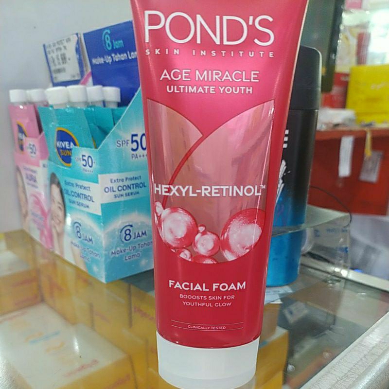 Pond's age miracle facial foam