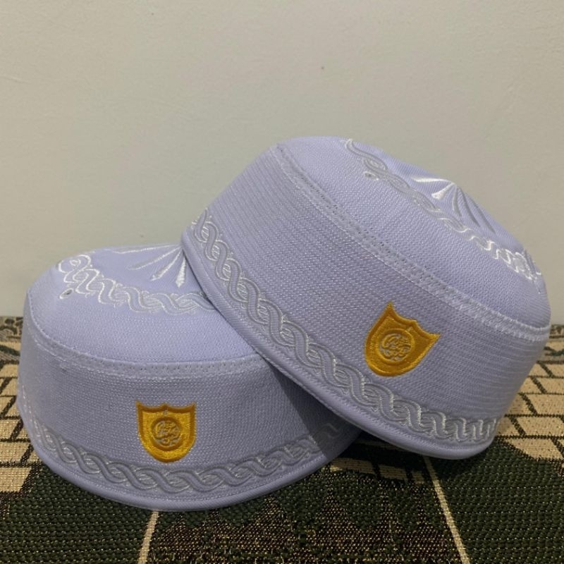 Peci Malaysia Motif Batik