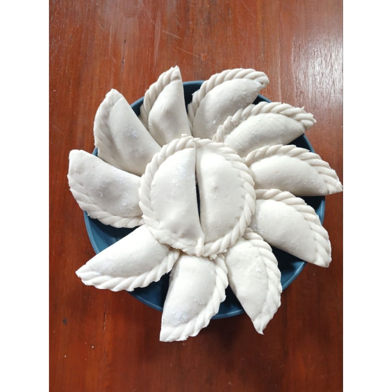 

Cireng isi ayam suwir pedas