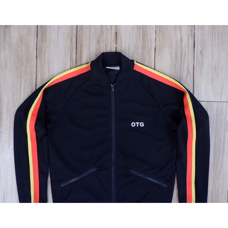 Tracktop onitsuka tiger