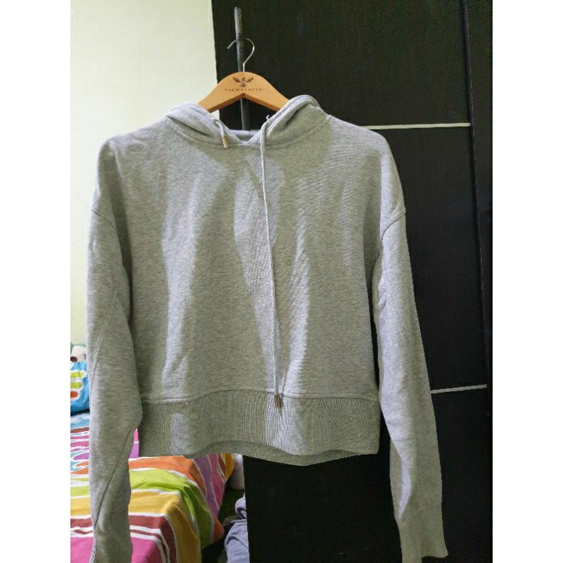 (PRELOVED BERSHKA) HOODIE CROP GREY