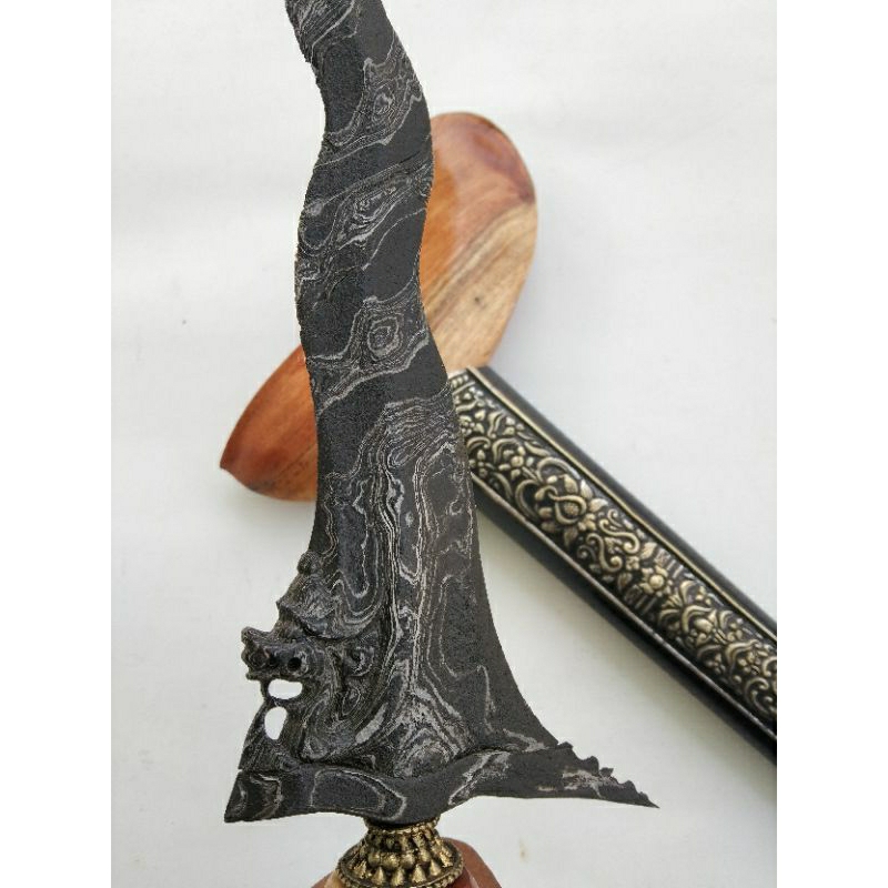 Keris Nogo Siluman Pamor Buntel Mayit