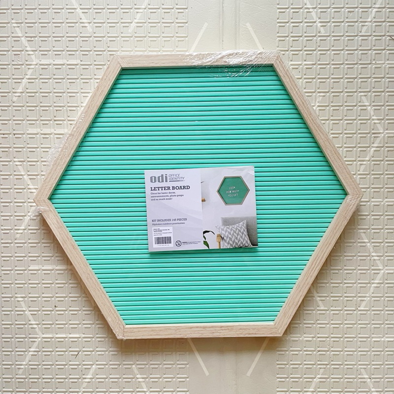 

BYDRAWDRAW | LETTER BOARD HEXA JUMBO 45x30cm | INCLUDE 1 set huruf dan angka