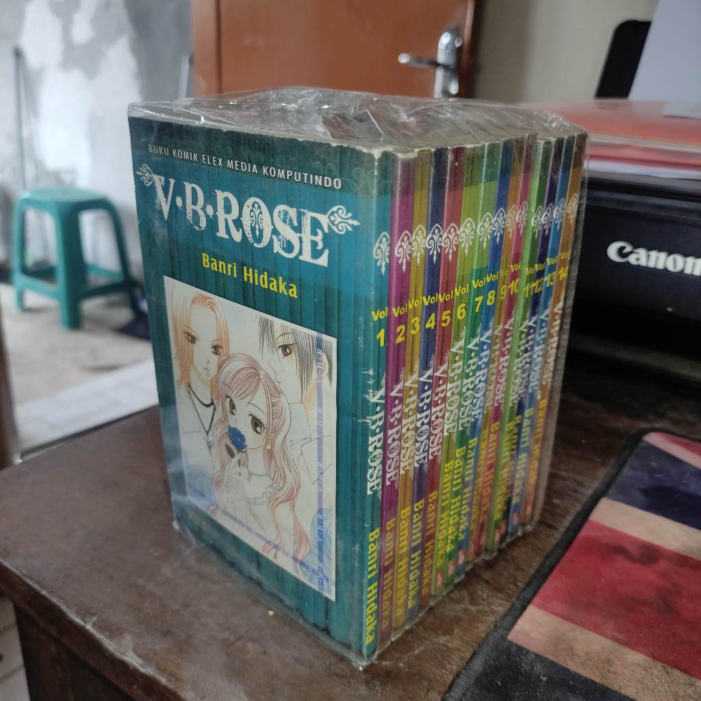 Komik V B Rose 1-14 tamat