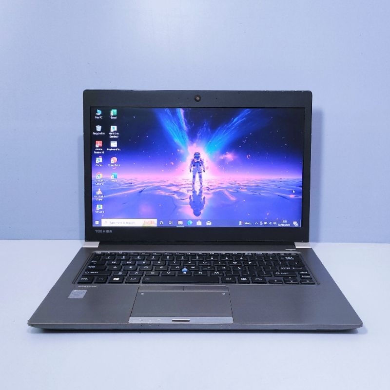 Laptop Toshiba Portege Z30-A Intel Core i5 gen 4 RAM 8GB SSD 256GB Layar 14" Laptop Second Termurah 