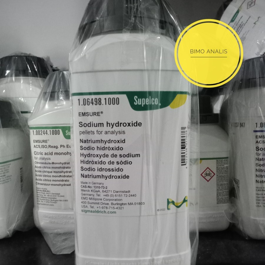Sodium Hydroxide 1kg / Natrium Hidroksida NaOH Pro Analis Merck 106498