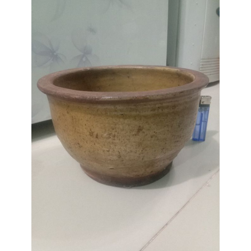 Guci kuno china dinasti Song temuan sungai.Guci antik keramik