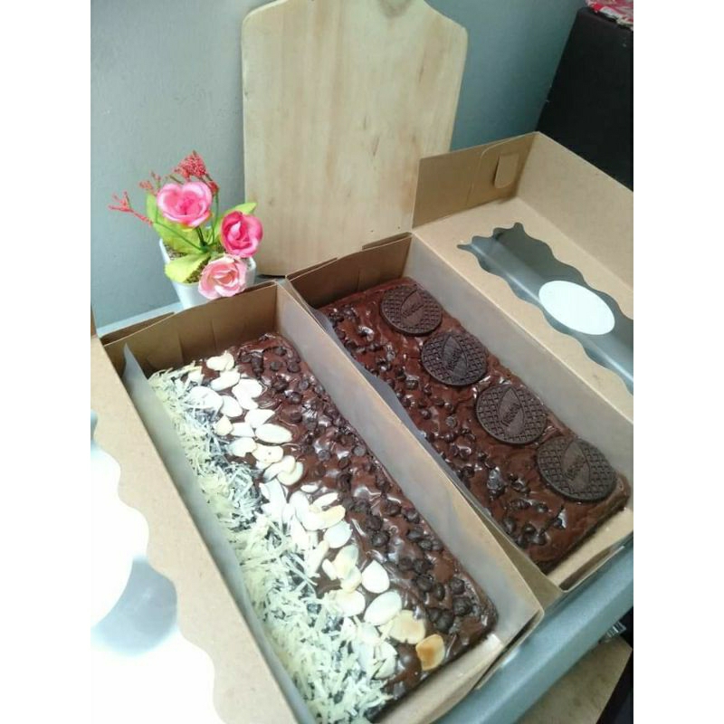 

Fudgy Brownies Size Small 20x10 Topping