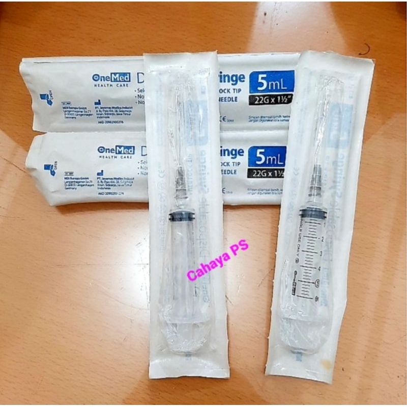 Jarum suntik 5 ml