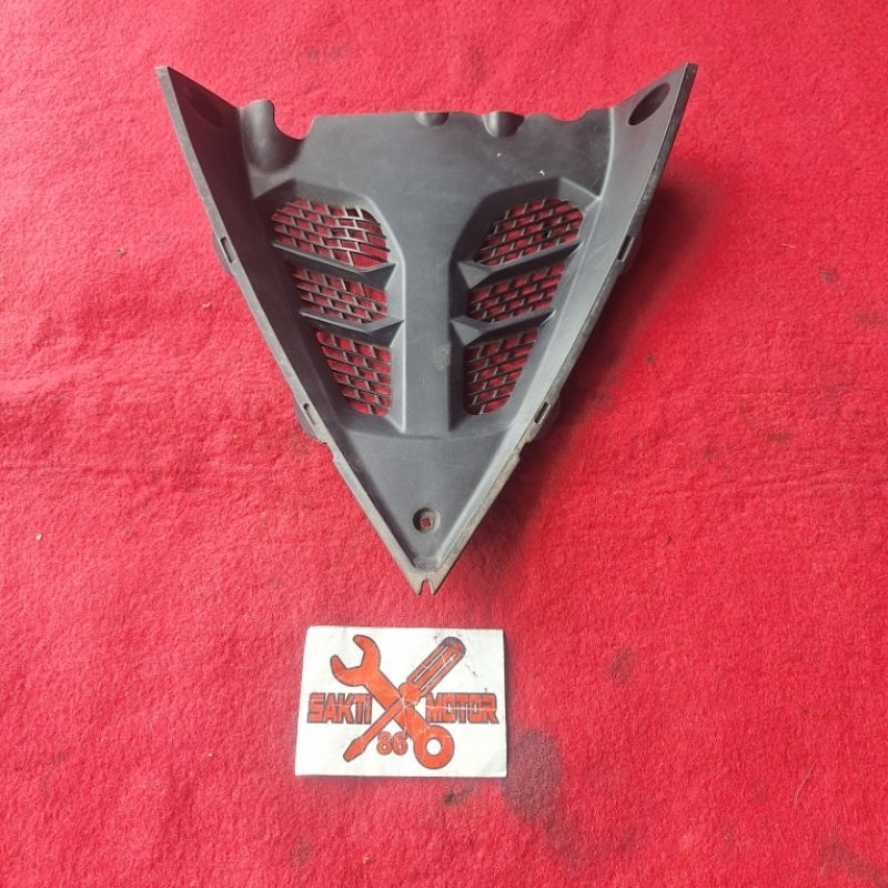 Cover Jaring Sayap kolong bawah Cowling Lower Center Suzuki GSX-R 150 Bekas Original