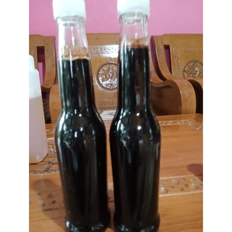 

Madu Hitam ( Madu akasia sumatera )