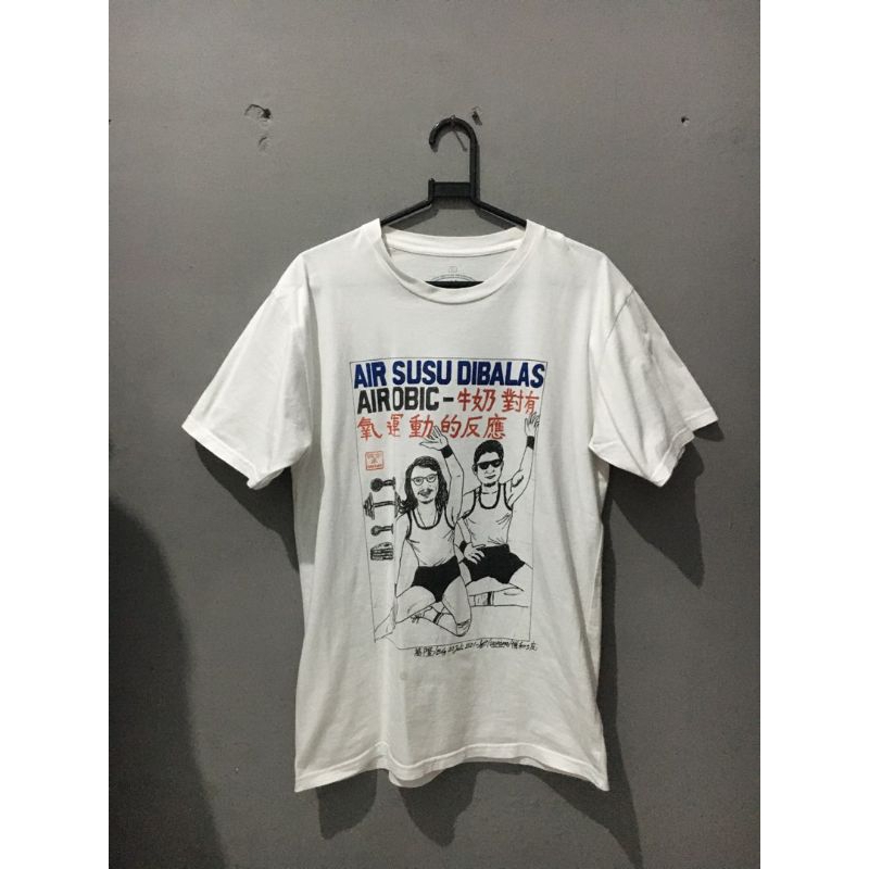 KAOS T-SHIRT VINDES AIR SUSU DIBALAS AEROBIK