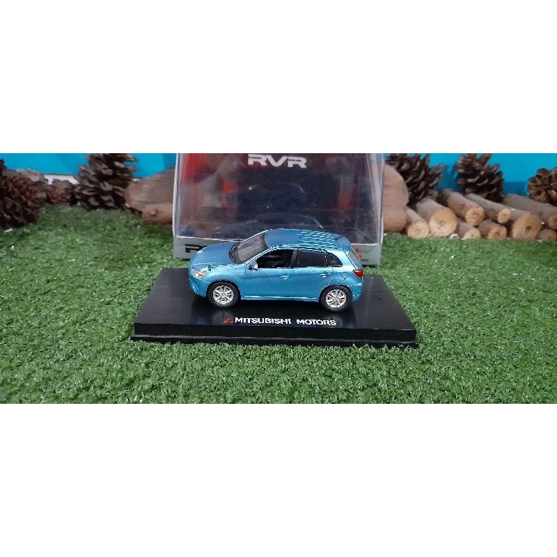 Diecast Miniatur Mitsubishi Outlander skala 1:43
