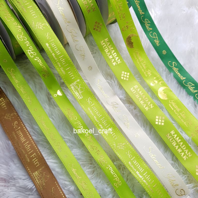 

(1 YARD) PITA SATIN IDUL FITRI LEBARAN PITA KADO HAMPERS PARCEL RAMADHAN TULISAN EMAS TIMBUL