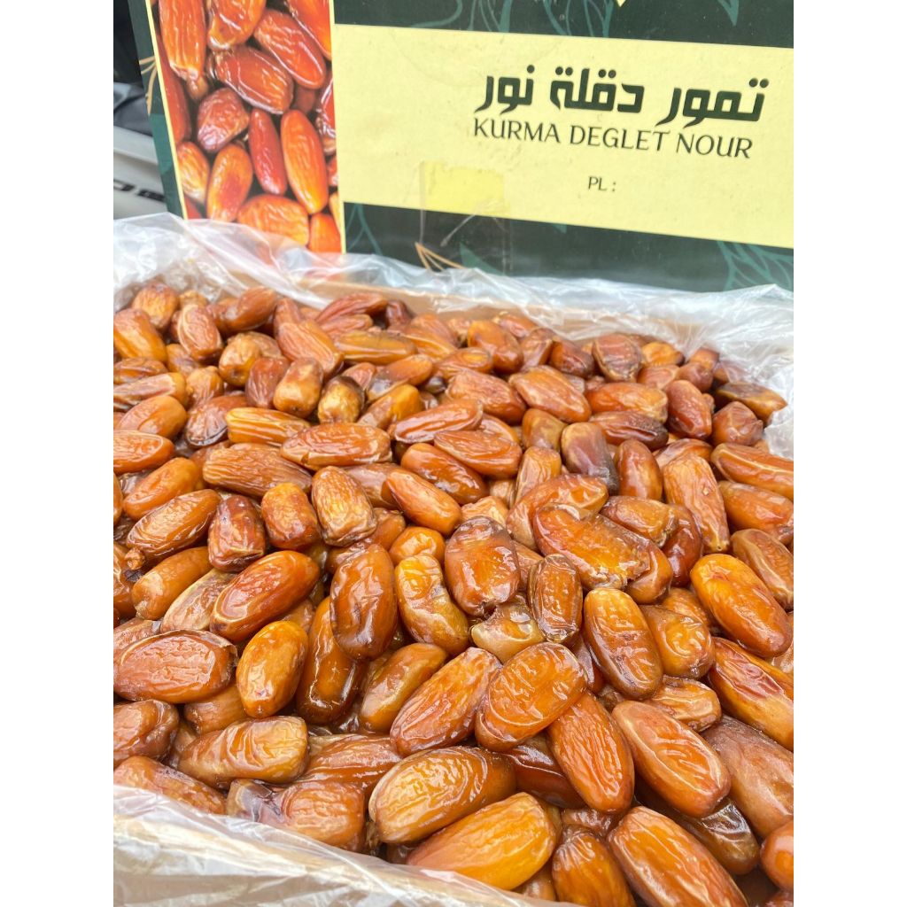 

Kurma Tunisia Madu 500gr/ Tunis Madu Non Tangkai Kurma enak repack mika