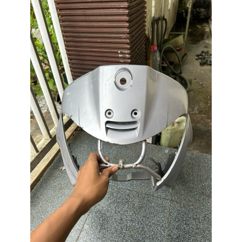 tameng depan nouvo lele biru original cover tameng depan nouvo lele Silver original NOS (LOST PACK)