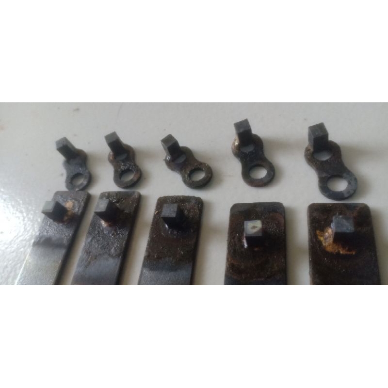 platina baja widia plat getar tebal 2mm panjang 9cm (1 pasang)