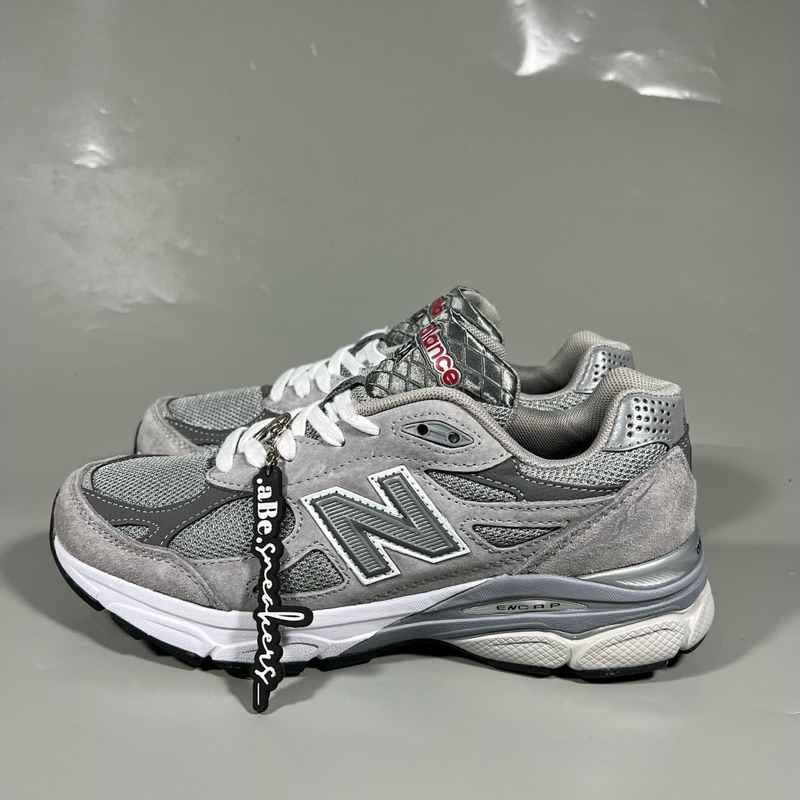 New Balance 990v3 Grey