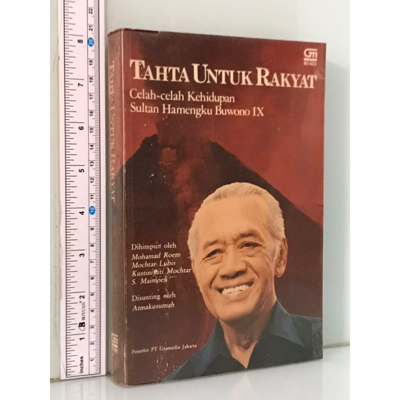 TAHTA UNTUK RAKYAT Sultan Hamengku Buono IX