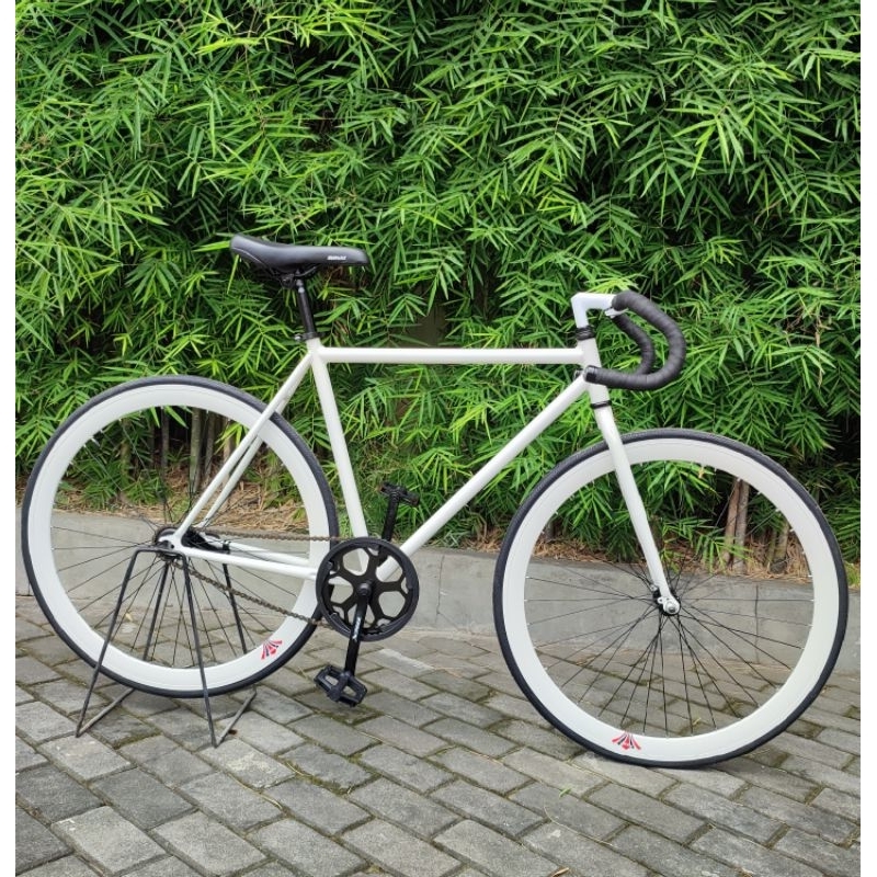 Sepeda Fixie Rakitan - Sepeda Fixie Terpedo Gear - Fixie Putih - Fixie White - Fixie Torpedo - Fixie