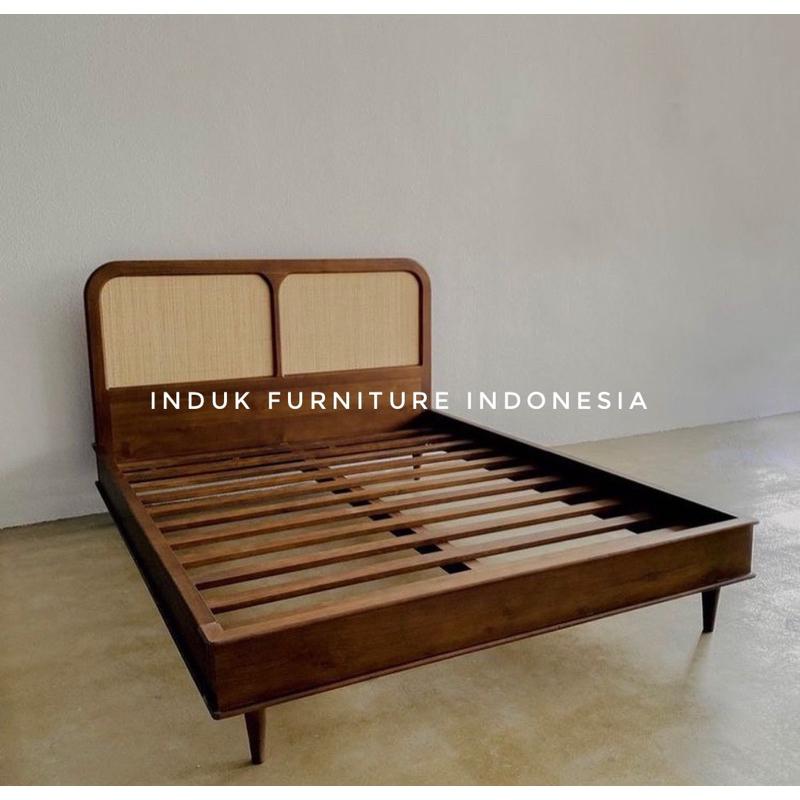 DIVAN RETRO ROTAN JATI SOLID