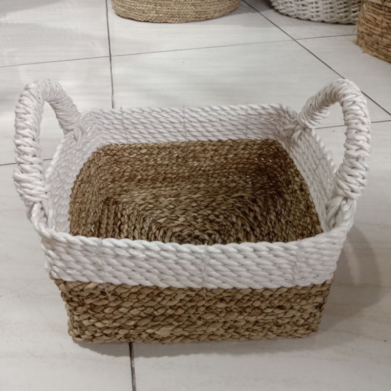 

Hampers/anyaman