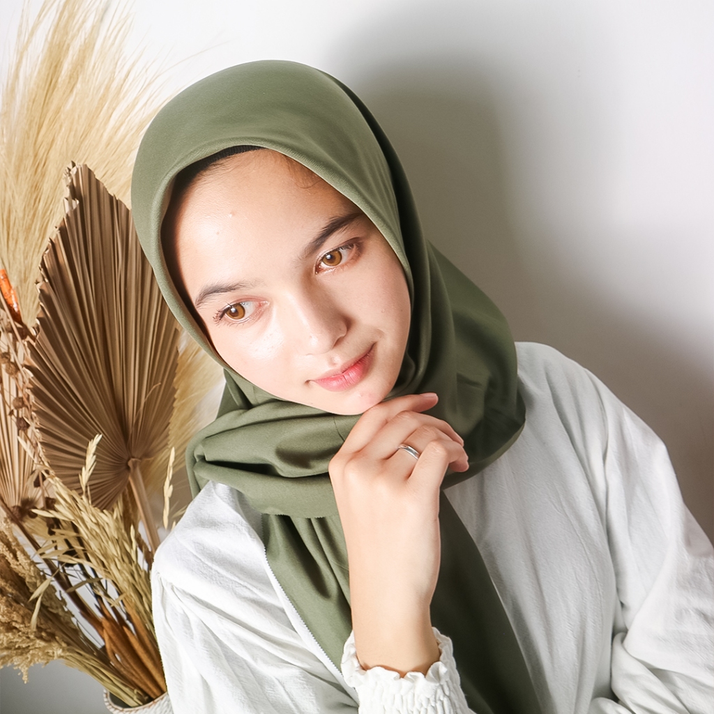 bydeandra - Oskara Premium Army - Kerudung Hijab Paris Segi Empat Voal