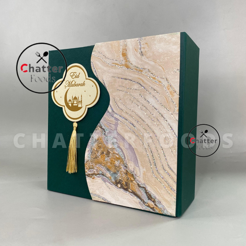 

Box Lebaran 4 Toples 250Gr Model Maghnet S / Box Kue Kering 22x22 CM