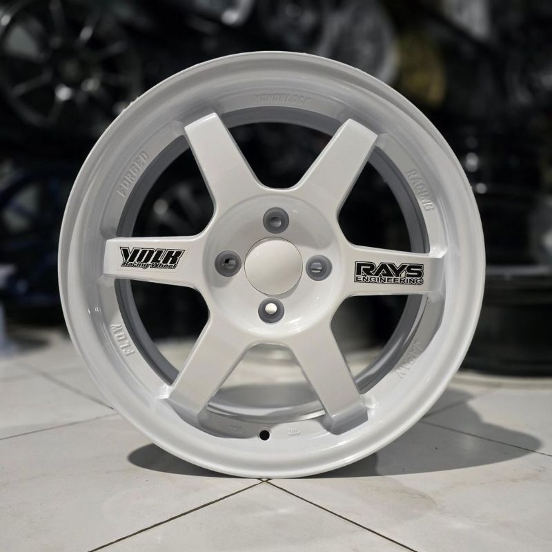 velg mobil r15 lebar 6,5 et 42 VOLKRAYS TE37 FLOW FORMING velg racing mobil ring 15 b