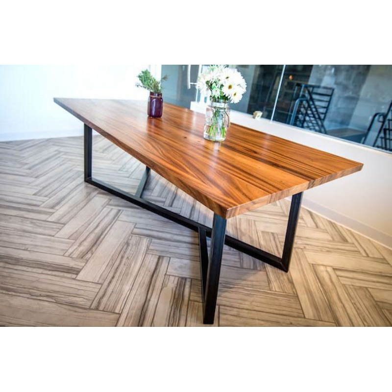

SEPESIAL PROMO !!! MEJA MAKAN INDUSTRIAL KAYU MAGHONI ( 180×80 )
