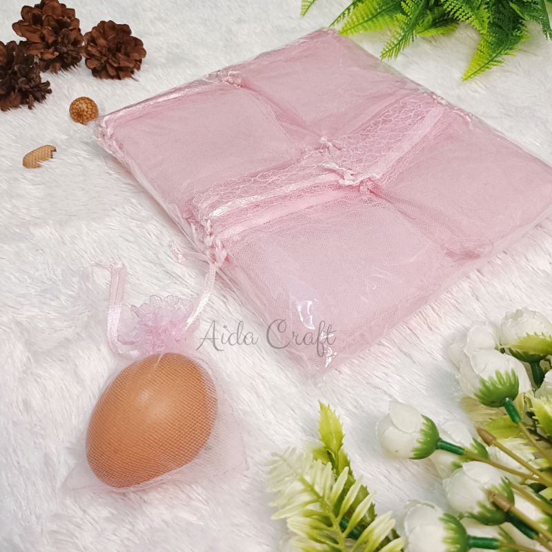

Tempat telur serut isi 50 warna pink