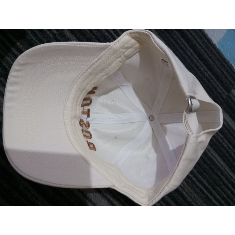 topi boston original