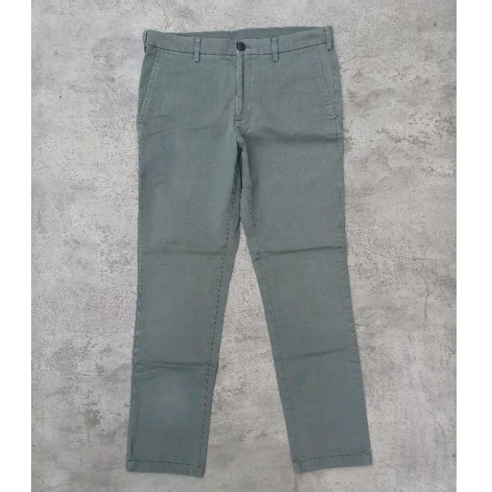 CHINO UNIQLO PANTS | CELANA UNIQLO SECOND | CHINO SECOND | TROUSERS SECOND