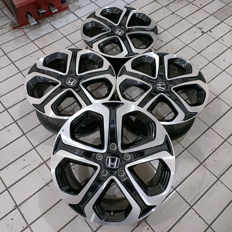 Velg Mobil Bekas Std Hrv Prestige Ring 17 Hole 5x114.3 Et55 Black Polis