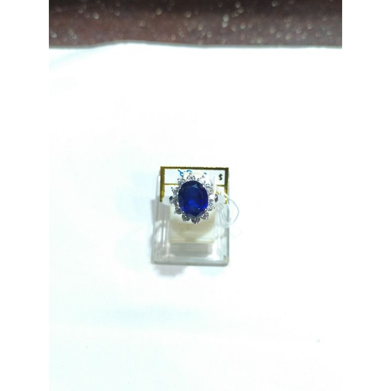 Cincin Lady Diana King Sapphire Uk 13 Emas Putih 750