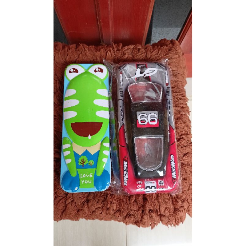 

Tempat Pensil 2 susun + Atk komplit