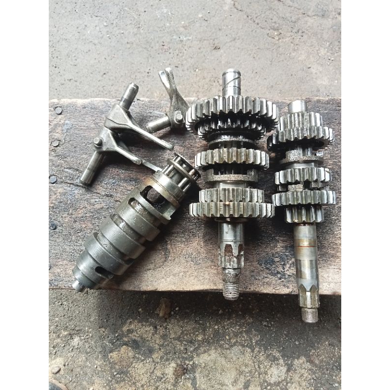 GIGI TRANSMISI GIGI RASIO RX KING OLD RX SPESIAL ORI