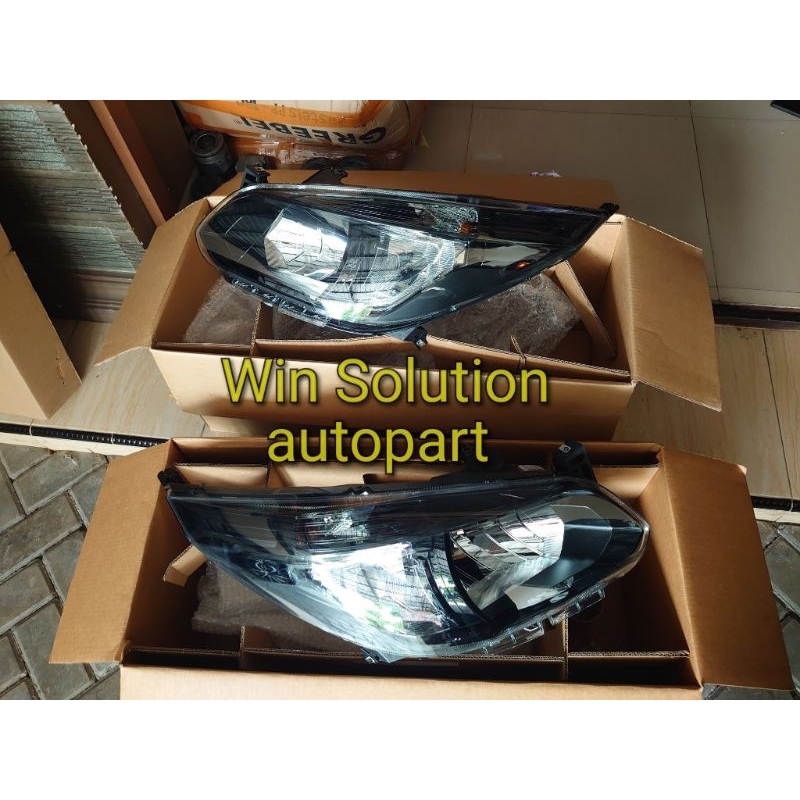 headlamp head lamp lampu depan kanan Rh Chevrolet spin active original GM