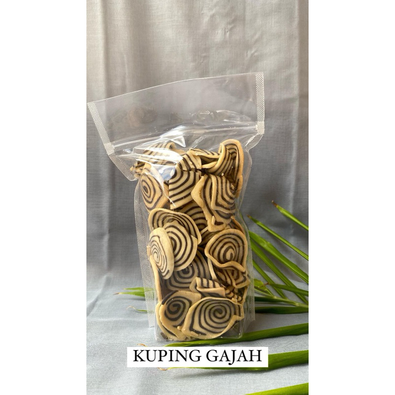 

Kuping Gajah