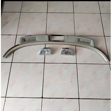 Lampu Plafon Tengah Innova Reborn tipe V dan Q Original