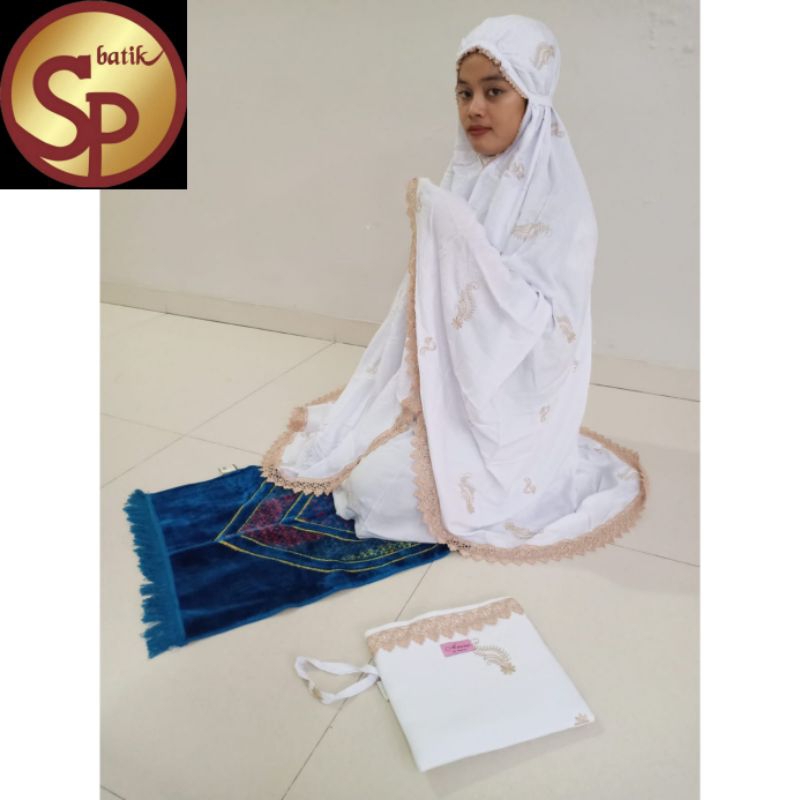 MUKENA SETELAN RAYON AMIRA BORDIR