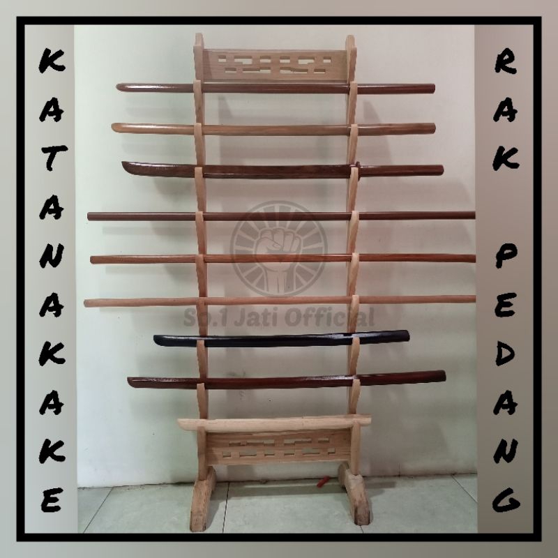 Rak Pedang Kayu Tingkat (Katanakake) Ukiran Naga